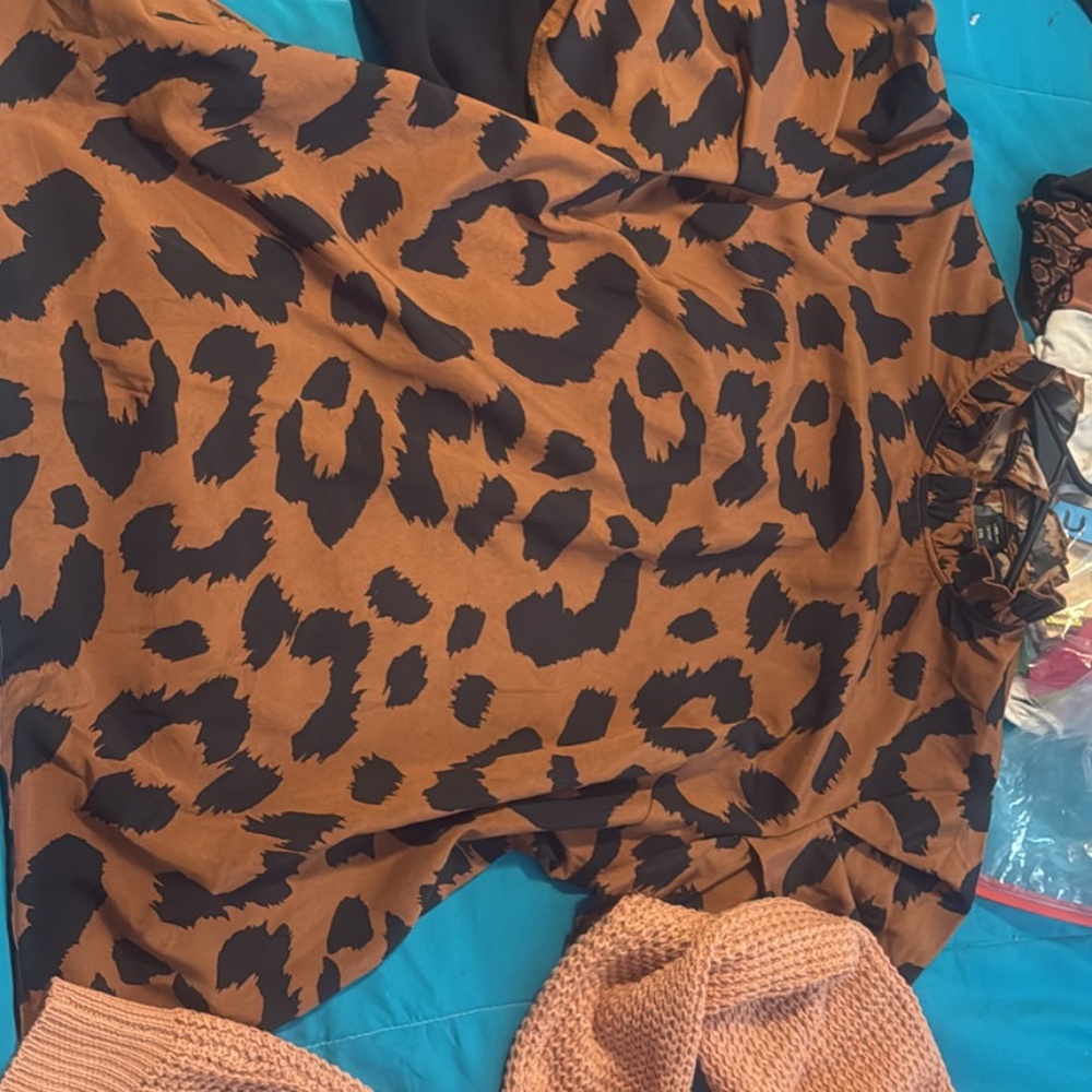 Xl women’s 3 top bundle new